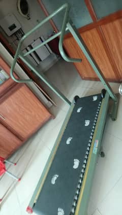 Manual Treadmill 28 rollers