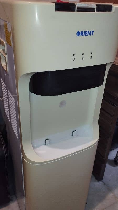 Orient water dispenser 6
