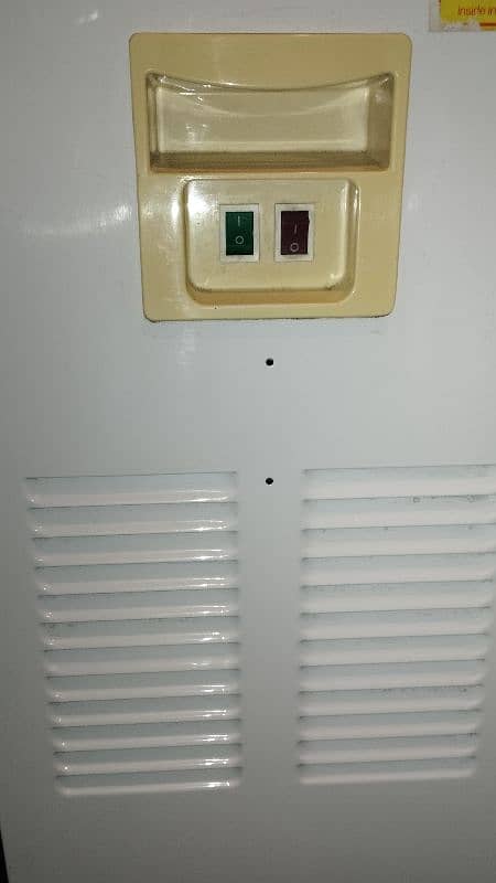 Orient water dispenser 8