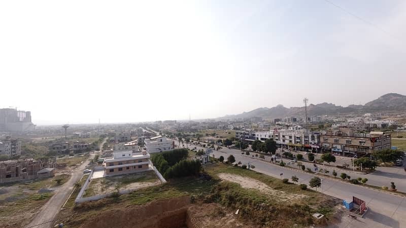 50x90 Plot For Sale In Prime Location - B-17, C Block 4