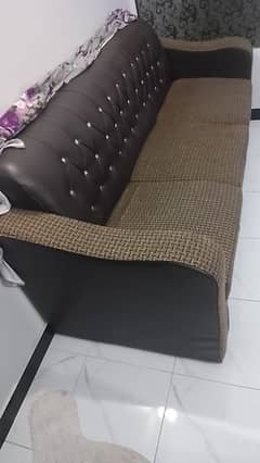 I want to sale my 5 seater sofa set