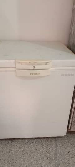 Waves d freezer v good condition