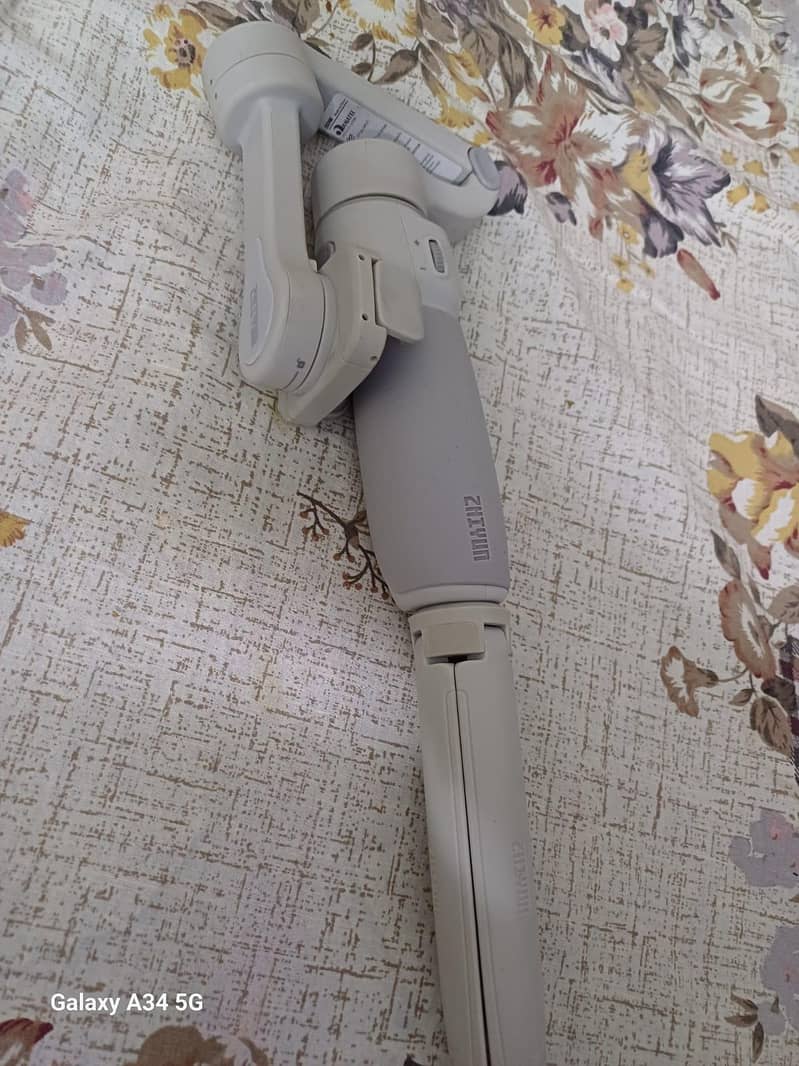 Zhiyun Smooth Q4 0