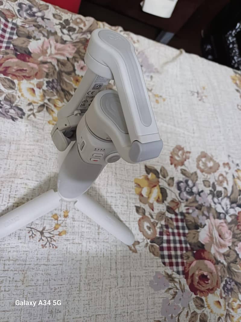 Zhiyun Smooth Q4 Mobile Gimble 0