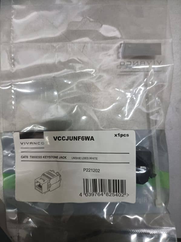 New Vivanco items Tool less I/O 1M patch cords and face plates. 2