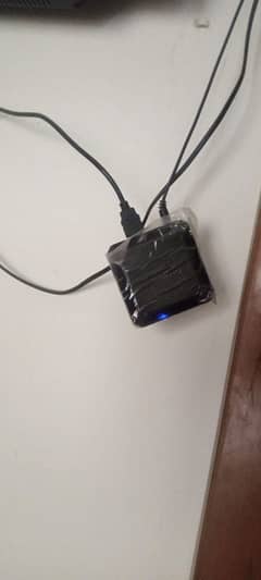32 inch ki LED hai sath internet ki device b ha All okay