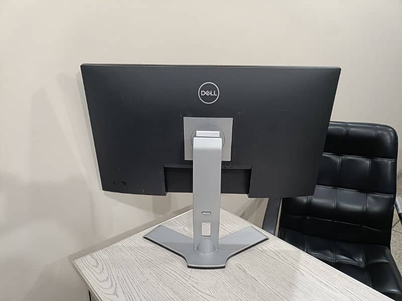 Dell P2721Q 27” 4K IPS Borderless Monitor | Type-C Graphics Display 11