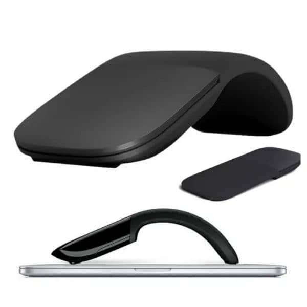 Microsoft Surface pro 7 Docking Station & Bushnell Speakers 13