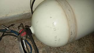 Suzuki Cultus Gas Cylinder with complete kit