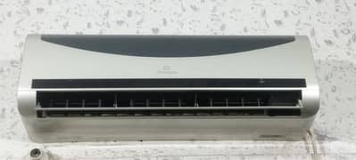 Dawlance 1 ton ac Rs 40000