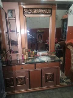 dressing table