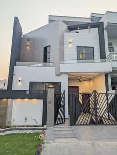 Prime Location 5 Marla House In Citi Housing Society Of Citi Housing Society Is Available For sale