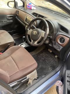 Toyota VItz jwella 1.0