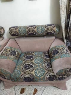 Urgent Sale ! Printed Sofa Set