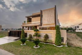 10 MARLA BRAND NEW HOUSE FOR SALE IN DHA PHASE 8 EX PARK VIEW