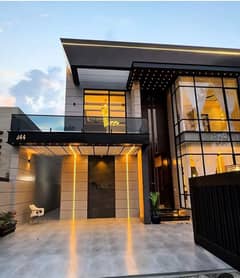 08 MARLA GRANDIOSE HOUSE FOR SALE IN DHA PHASE 9 TOWN