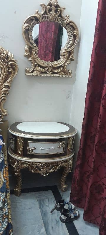 king size bed with side table and king size dressing only 2 days use 9