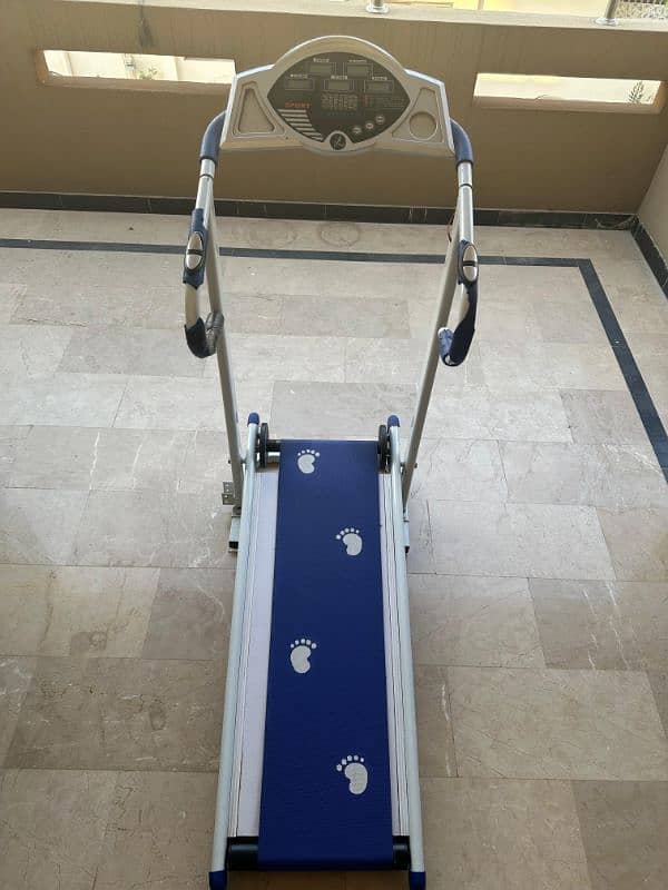 Manual Treadmill with Digital Meter 1