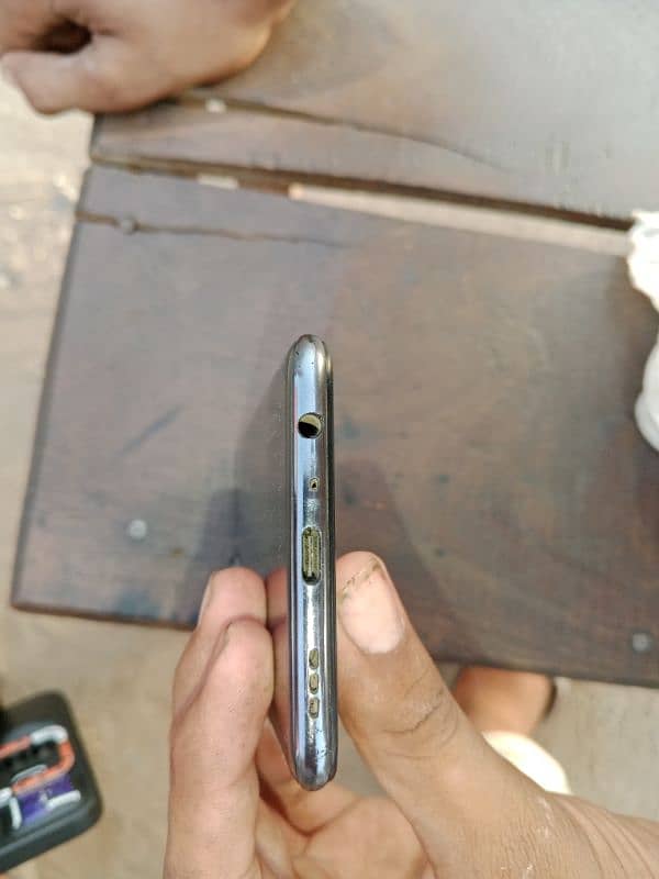 full box condition 10 by 9 8/128 03084815733 front finger not working 3