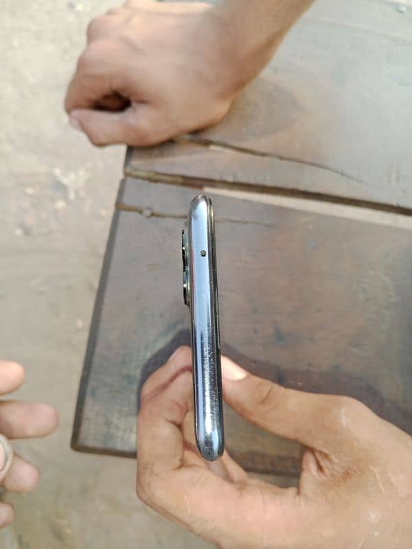 full box condition 10 by 9 8/128 03084815733 front finger not working 4