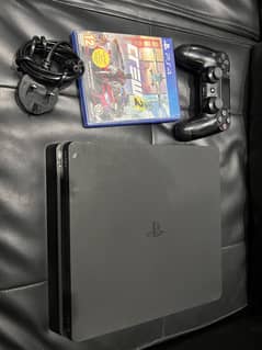 Urgent - Sony PS4 Slim (1TB) + The Crew 2 - Excellent Condition