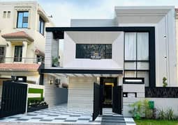 11 Marla Brand Luxuary House New House For Sale In Iqbal Block Bahria Town Lahore