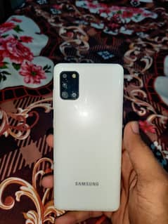 SAMSUNG