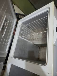 Dawlance inverter freezer for sale in good condition