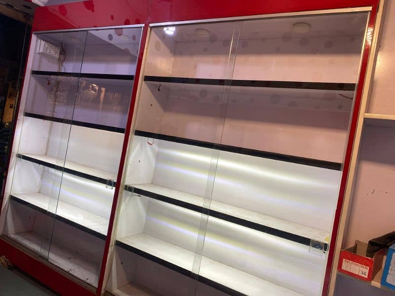 display showcase for shop. use for diffrent works 1