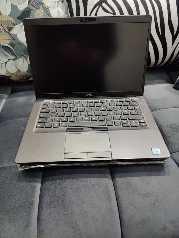 Dell Latitude 5400 i5 8th Generation 8gb Ram 256gb SSD 14" IPS Display 3