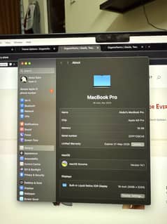 Macbook Pro M3 16 inch 18/512 midnight black in warranty