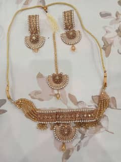 jewellery set for sale