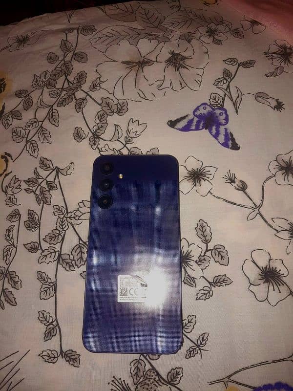 10/10 condition only 1 month use new mobile 2