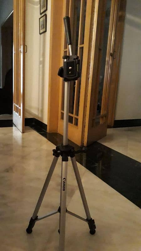 Camera stand 0