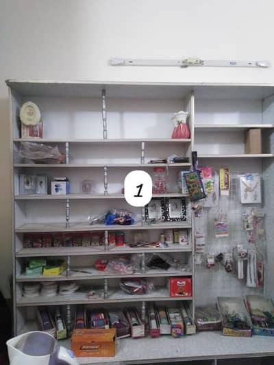 الماریاں برائے فروخت