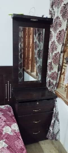 Dressing table for sale