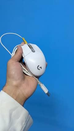 Logitech G102 Lightsync white Gaming Mouse with complete box