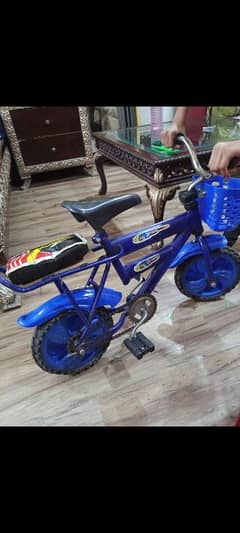 kids cycle in good condition