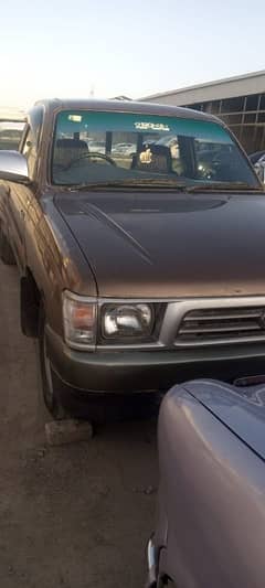 Toyota Hilux 2004