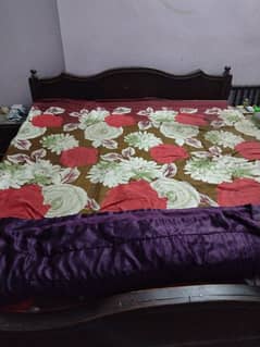 I want sale my bed