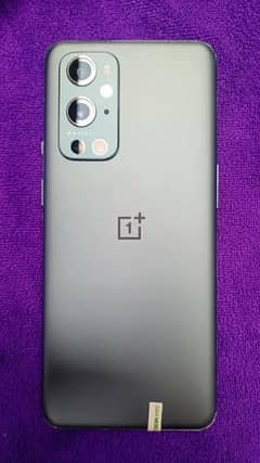 one plus 9 pro 10/9 condition