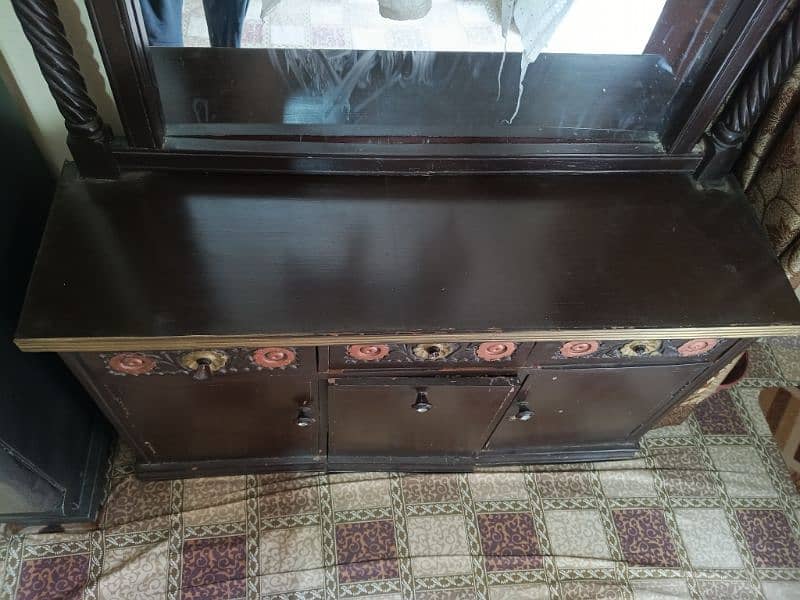 dressing table 2