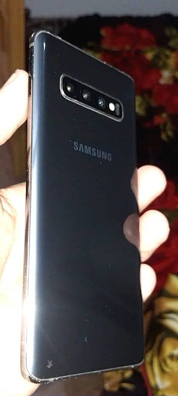 almost in new condition only black dot panel is working 1