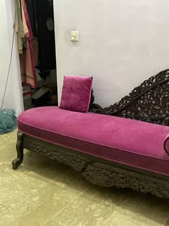 Dewan sofa