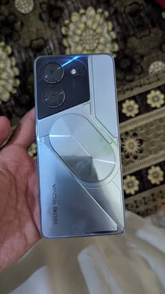 Tecno pova 5 pro 5G (8+8/256)