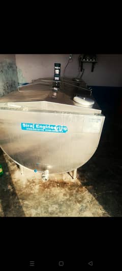 Milk chiler 1200 liter For Sale very good condition siraj son's maker