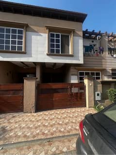 Well-Maintained 5 Marla House for Sale in Paragon City Woods Block
