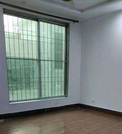 A 4 Marla House Located In Cavalry Extension Is Available For sale