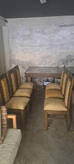 Dining Table and 6 Chairs