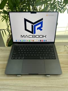 macbook pro m3 pro 14"